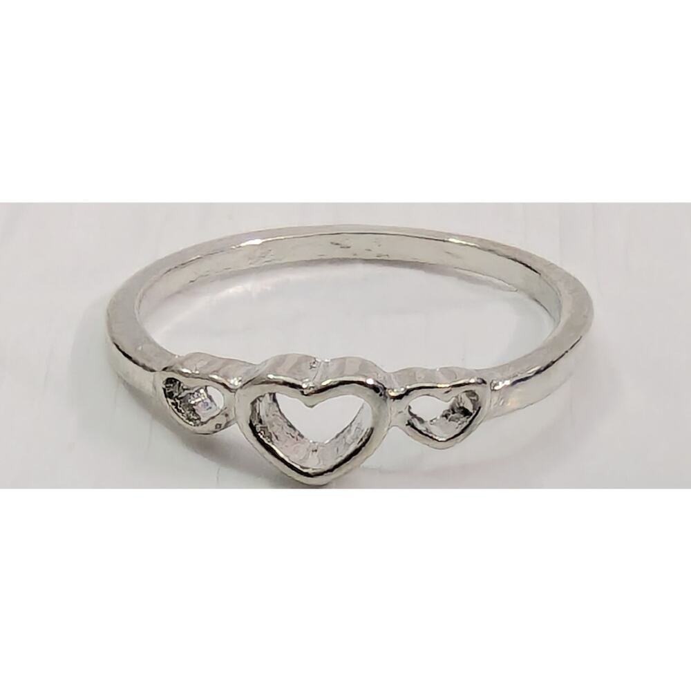Silvertone 3‎ Hearts Shaped Ring Womens Size 6 Love Gift New Couples Kids Pinky